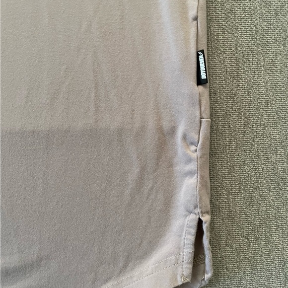 DOYOUEVEN Mark Drop Tee in Taupe Size Small - Picture 3 of 5